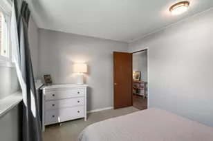 4017 Shamrock Dr NE, Saint Paul, MN 55421 - Photo 33