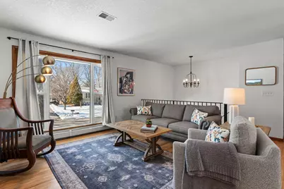 4017 Shamrock Drive NE, Saint Paul, MN 55421 - Photo 3