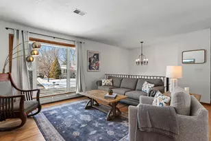 4017 Shamrock Dr NE, Saint Paul, MN 55421 - Photo 3