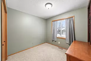 4993 Credit River Dr, Savage, MN 55378 - Photo 15