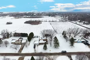 2025 Edgewood Dr, Owatonna, MN 55060 - Photo 3