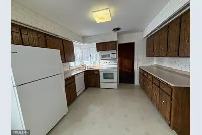 1222 W 4th Street, New Richmond, WI 54017 - Photo 5