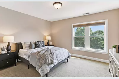 1060 Grand Avenue #404, Saint Paul, MN 55105 - Photo 19