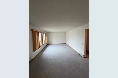 315 Floral Avenue, Mankato, MN 56001 - Photo 3