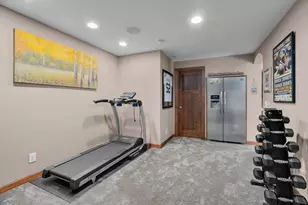 695 Rosa Ct, Eagan, MN 55123 - Photo 49