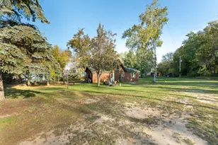37084 Hackberry Point Rd, Richville, MN 56576 - Photo 3