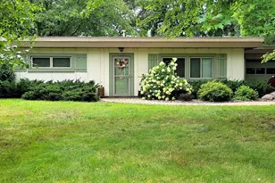 724 Wisconsin St, Hudson, WI 54016 - Photo 1