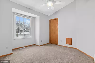 2311 Grange Avenue N, Oakdale, MN 55128 - Photo 23