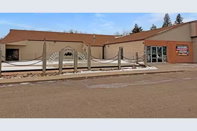 1045 Craig Avenue, Tracy, MN 56175 - Photo 3
