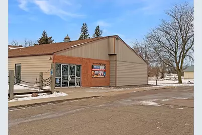 1045 Craig Avenue, Tracy, MN 56175 - Photo 1
