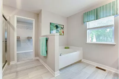 1725 Oak Creek Pass, Chaska, MN 55318 - Photo 21