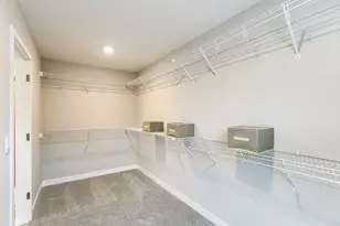 1725 Oak creek pass, Chaska, MN 55318 - Photo 23