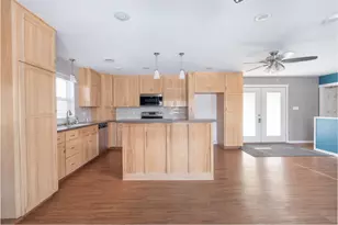 1211 13th Ave SW, Willmar, MN 56201 - Photo 9