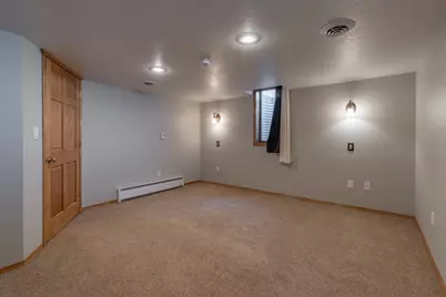 1211 13th Avenue SW, Willmar, MN 56201 - Photo 25