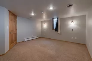 1211 13th Ave SW, Willmar, MN 56201 - Photo 25