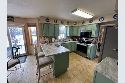 420 7th Street NE, Perham, MN 56573 - Photo 3