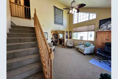 420 7th Street NE, Perham, MN 56573 - Photo 5