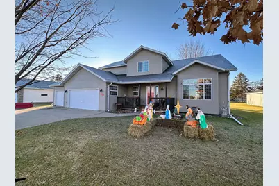 420 7th Street NE, Perham, MN 56573 - Photo 1