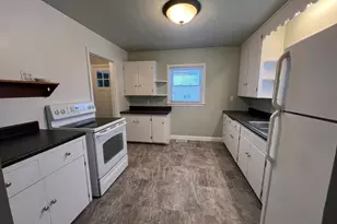 3621 1st Ave, Hibbing, MN 55746 - Photo 3