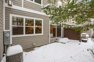 17710 Valley Cove Ct, Wayzata, MN 55391 - Photo 33