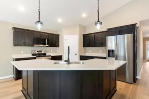 14518 Lynndale Dr, Baxter, MN 56401 - Photo 3