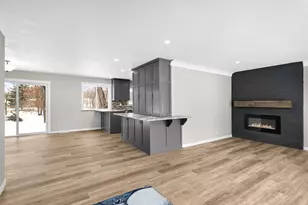 9181 31st St N, Lake Elmo, MN 55042 - Photo 5