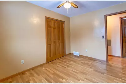 205 Linden Place S, Northfield, MN 55057 - Photo 17