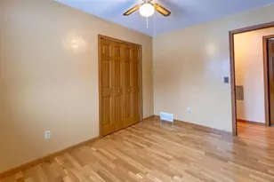 205 Linden Pl S, Northfield, MN 55057 - Photo 17