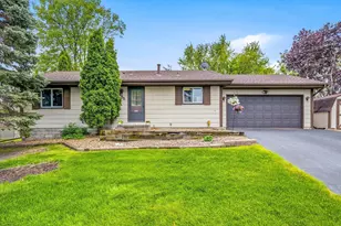 8435 Shadyview Ln N, Maple Grove, MN 55311 - Photo 3