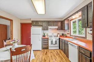 8435 Shadyview Ln N, Maple Grove, MN 55311 - Photo 7