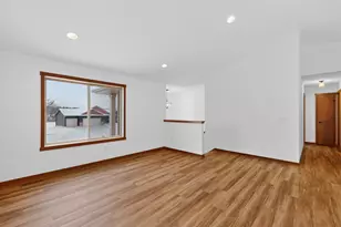 2163 Hadley Hills Dr NE, Rochester, MN 55906 - Photo 11