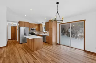 2163 Hadley Hills Dr NE, Rochester, MN 55906 - Photo 17