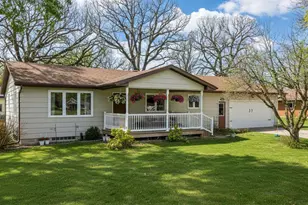 609 E 8th St, Winthrop, MN 55396 - Photo 23