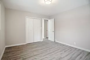 1008 W 89th St, Bloomington, MN 55420 - Photo 9