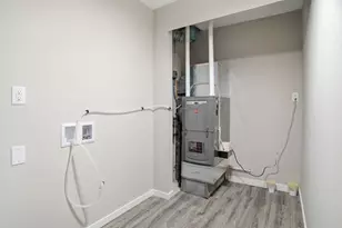 1008 W 89th St, Bloomington, MN 55420 - Photo 21