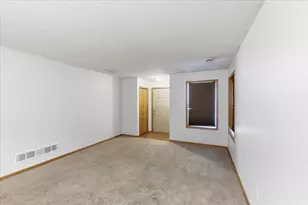 12646 Pond View Rd, Zimmerman, MN 55398 - Photo 5