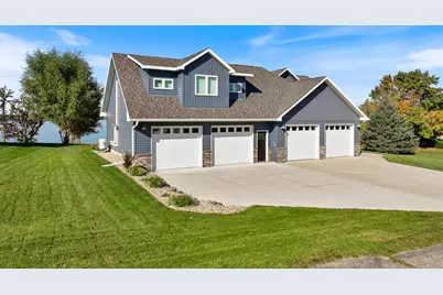 112 S Sunrise Street, Hendricks, MN 56136 - Photo 3