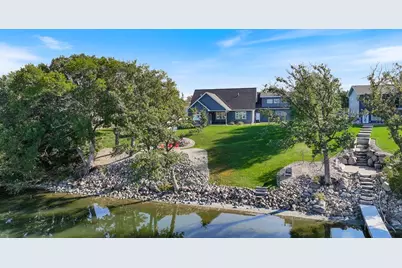 112 S Sunrise Street, Hendricks, MN 56136 - Photo 7