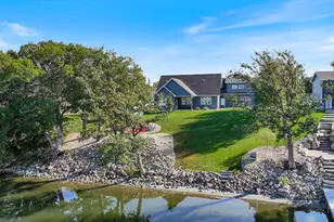 112 S Sunrise St, Hendricks, MN 56136 - Photo 7