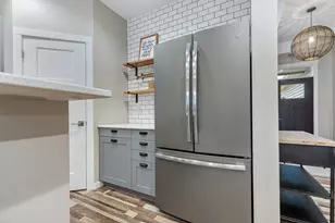 112 S Sunrise St, Hendricks, MN 56136 - Photo 19