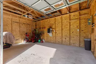 112 S Sunrise St, Hendricks, MN 56136 - Photo 11