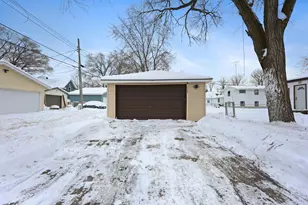 1102 13th Ave S, Saint Cloud, MN 56301 - Photo 5