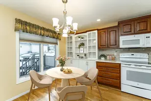 5420 Greens Dr NW, Rochester, MN 55901 - Photo 9