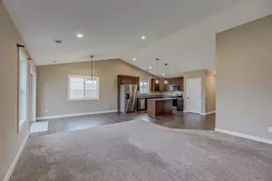 1343 Creekwood Dr, New Richmond, WI 54017 - Photo 37