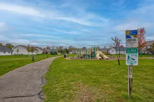 1343 Creekwood Dr, New Richmond, WI 54017 - Photo 9