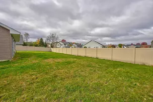 1343 Creekwood Dr, New Richmond, WI 54017 - Photo 55