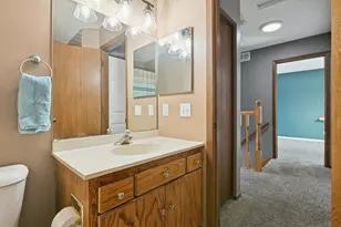 4202 Sylvia Ln S, Shoreview, MN 55126 - Photo 31