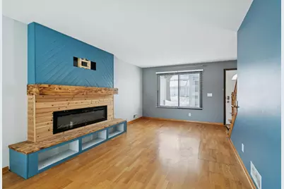 4202 Sylvia Lane S, Shoreview, MN 55126 - Photo 7