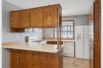 4202 Sylvia Lane S, Shoreview, MN 55126 - Photo 15