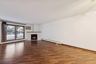 3425 Golfview Dr, Eagan, MN 55123 - Photo 7